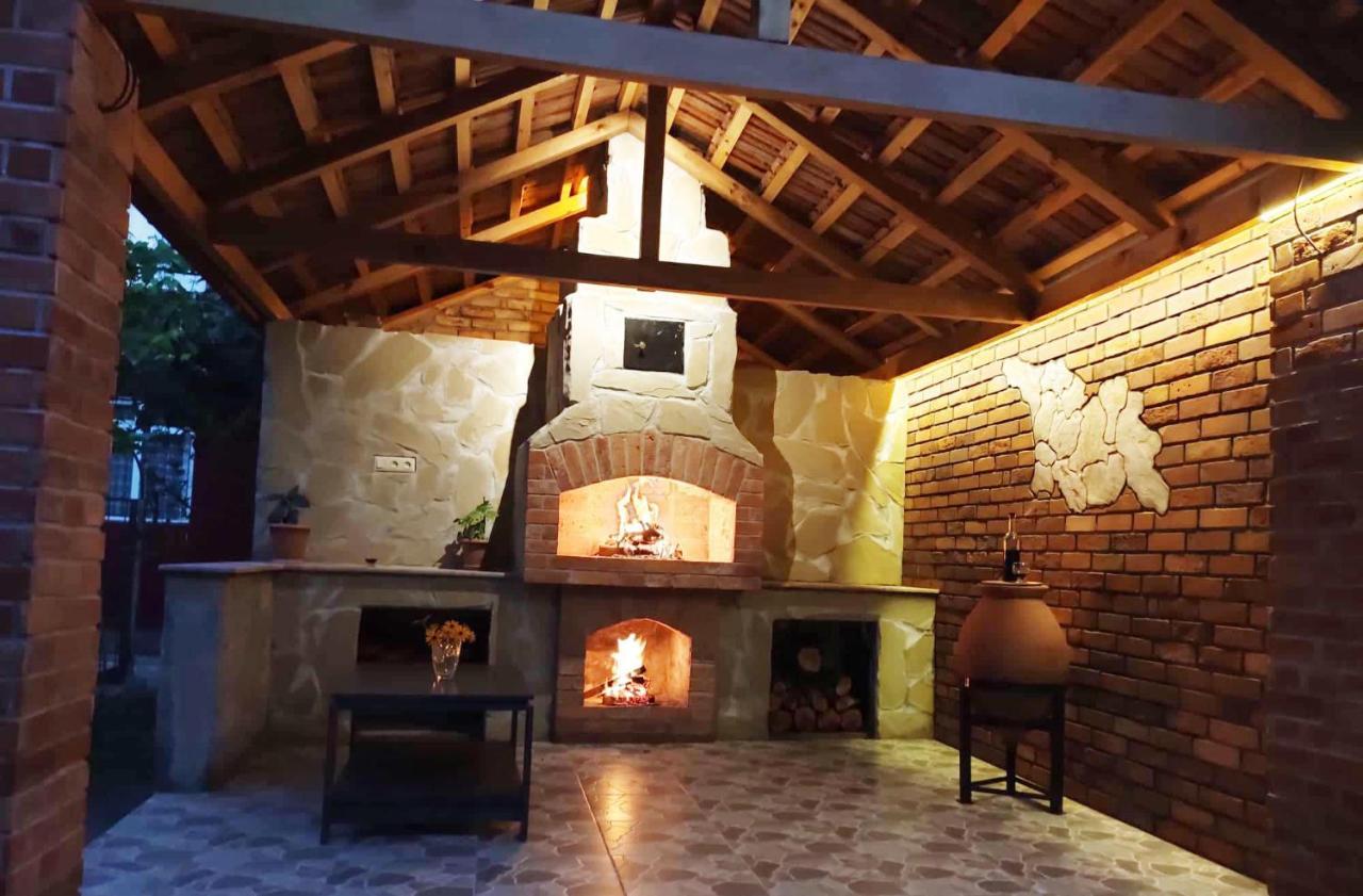Guesthouse Mery Кобулети Екстериор снимка