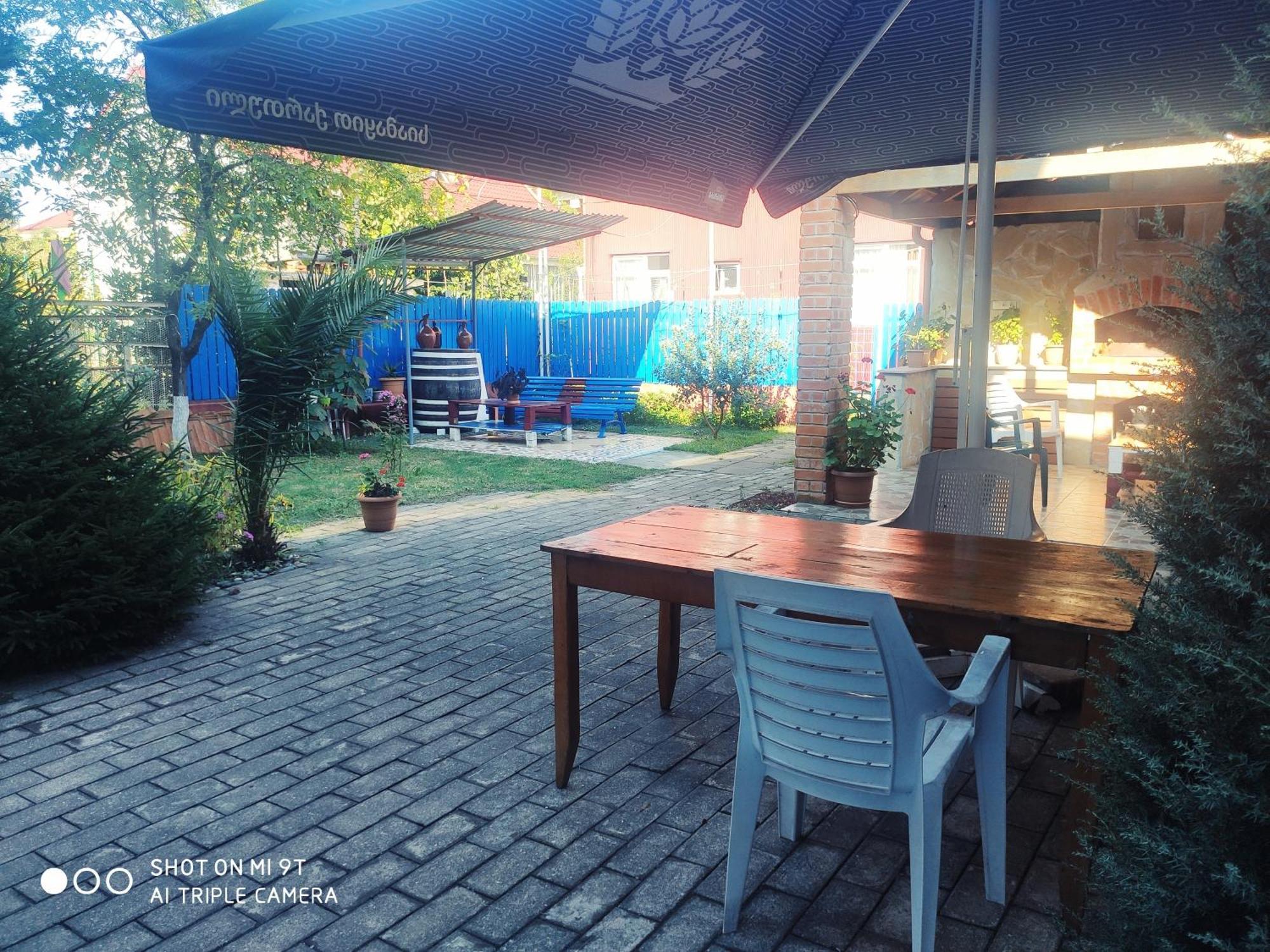Guesthouse Mery Кобулети Екстериор снимка