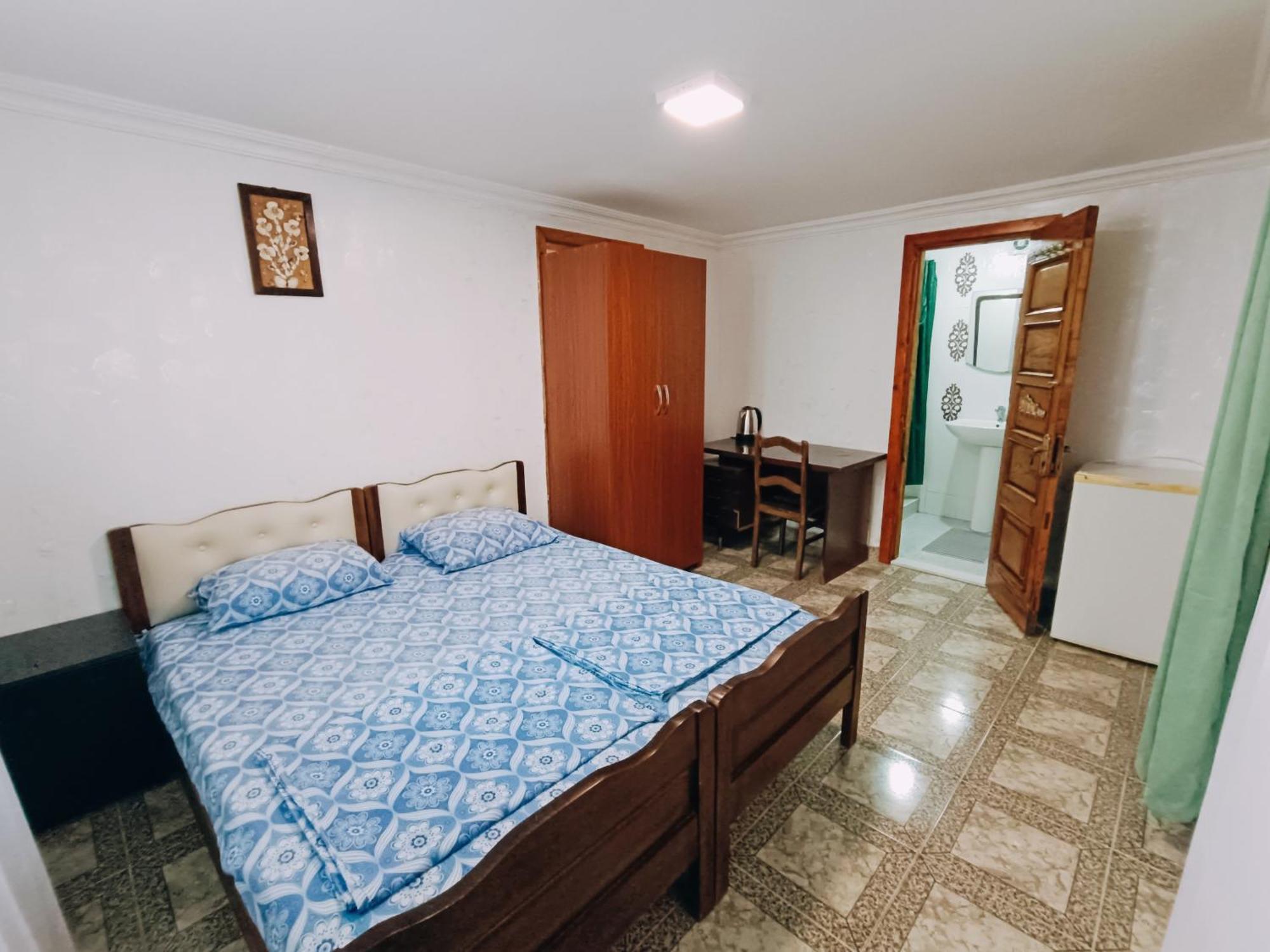 Guesthouse Mery Кобулети Екстериор снимка